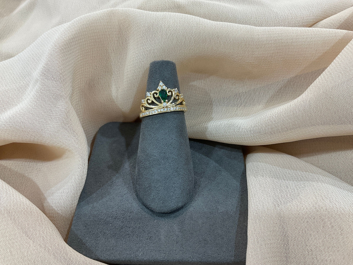 14k Gold Green Tear Drop CZ 15 Ring