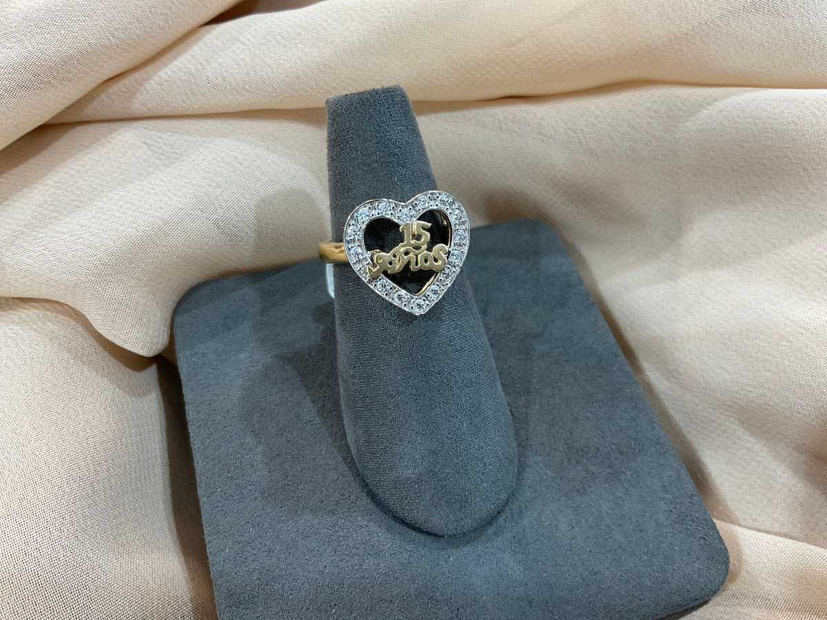 14k Gold Quinceañera Heart w/CZ Ring