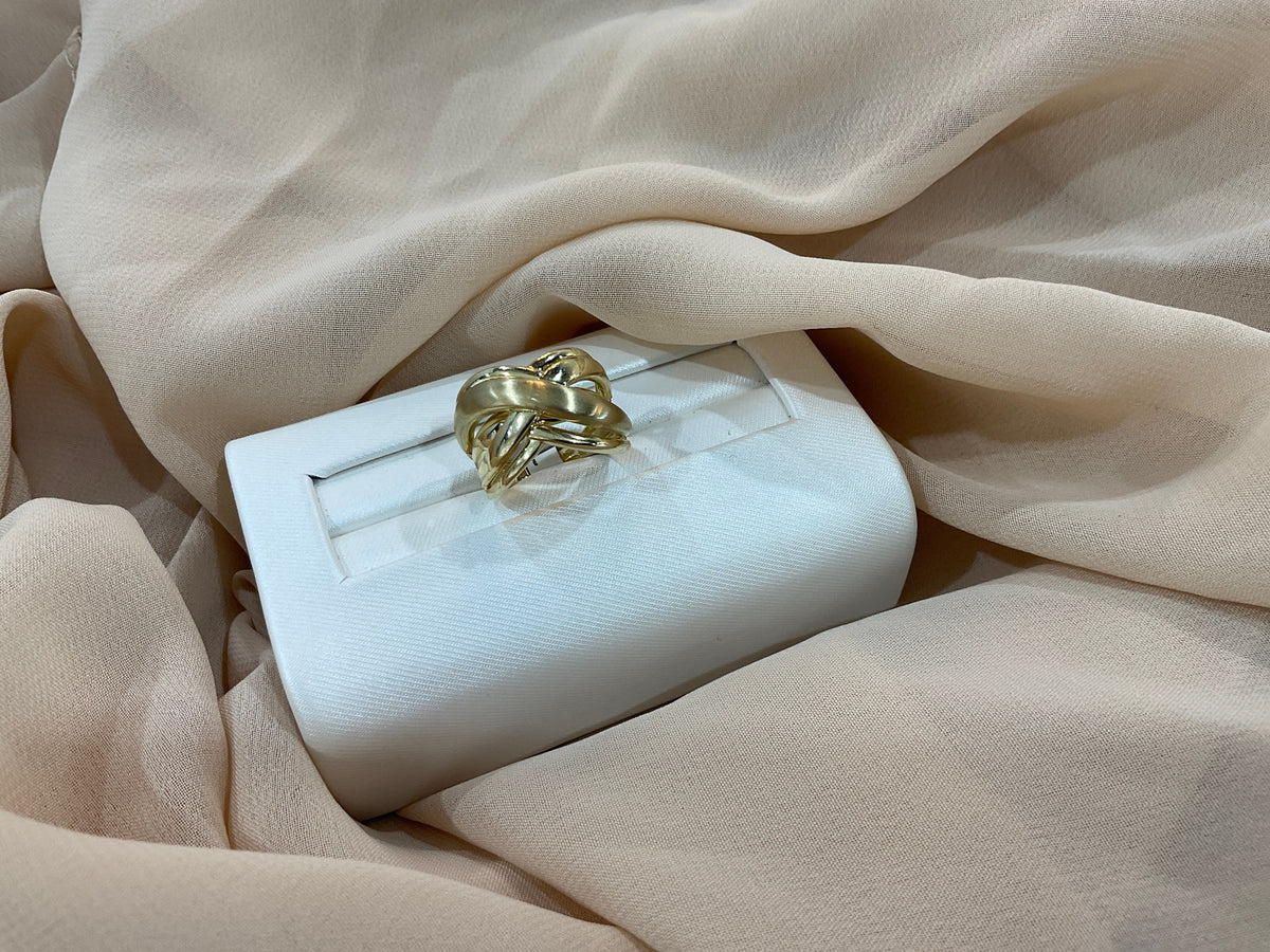 10k Gold Crossover Cocktail Ring