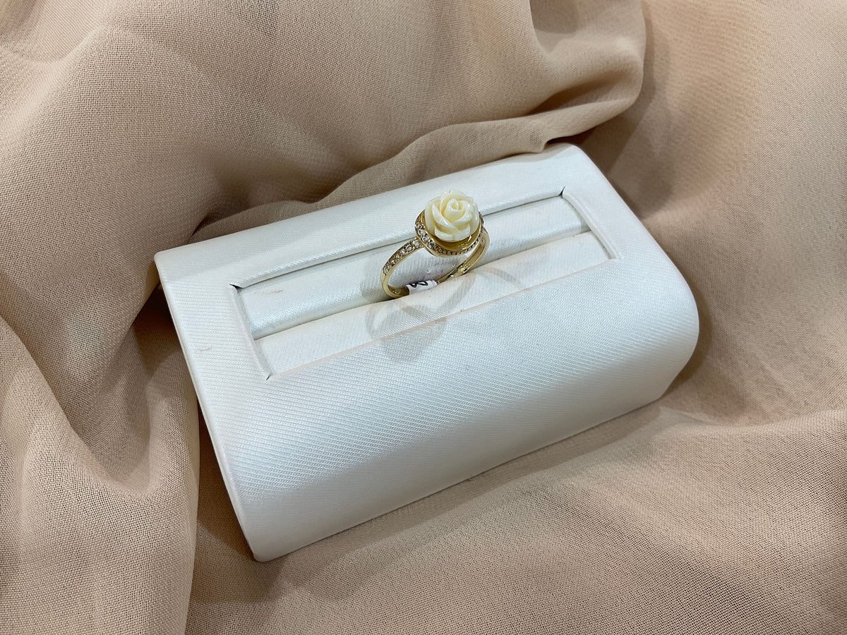 10k Gold White Rose w/CZ Ring #8