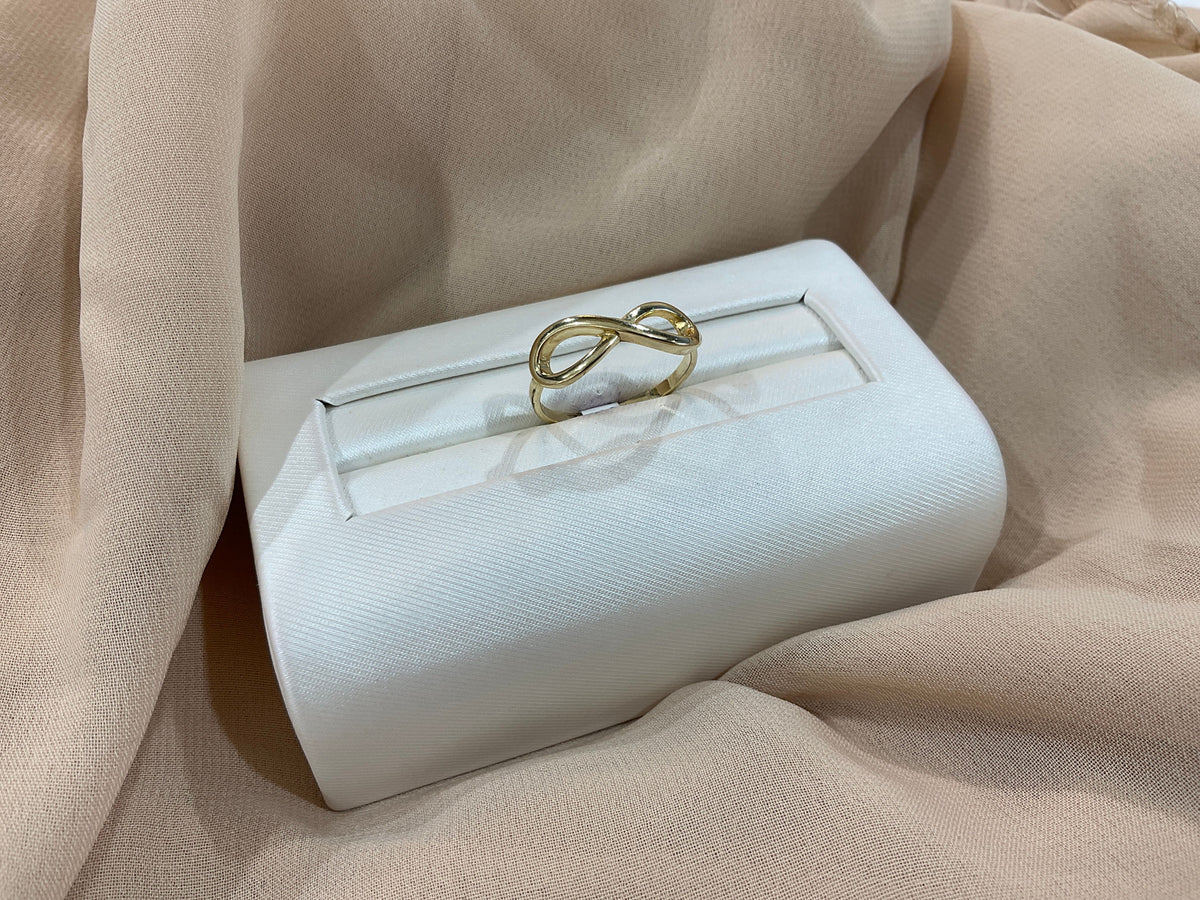 14k Gold Solid Infinity Ring