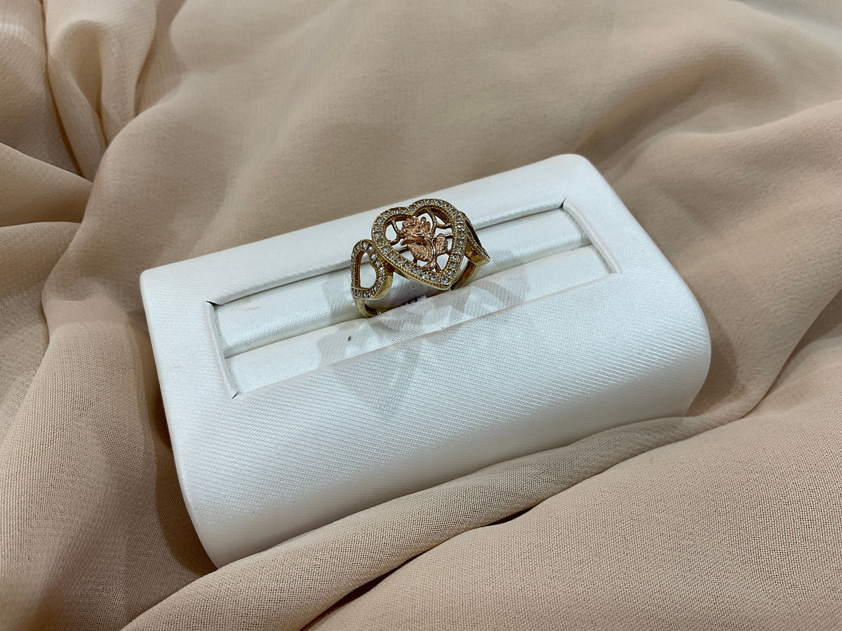 10k Gold Rose in a Heart 2/CZ Ring