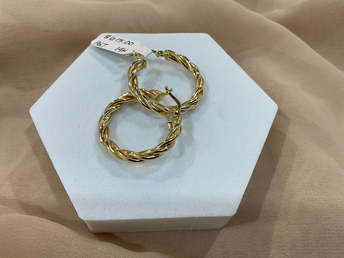 14k Gold .5in Twisted Hoop Earrings