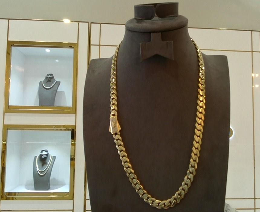 14k Gold Cuban Chain 9mm 22"