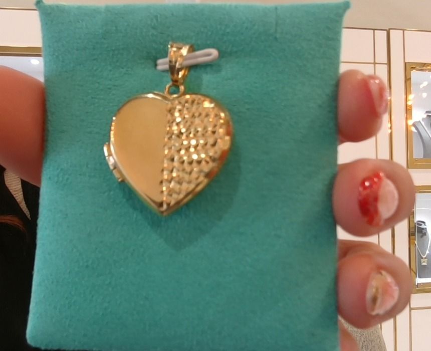 10KT Gold Photo Heart Locket  Pendant