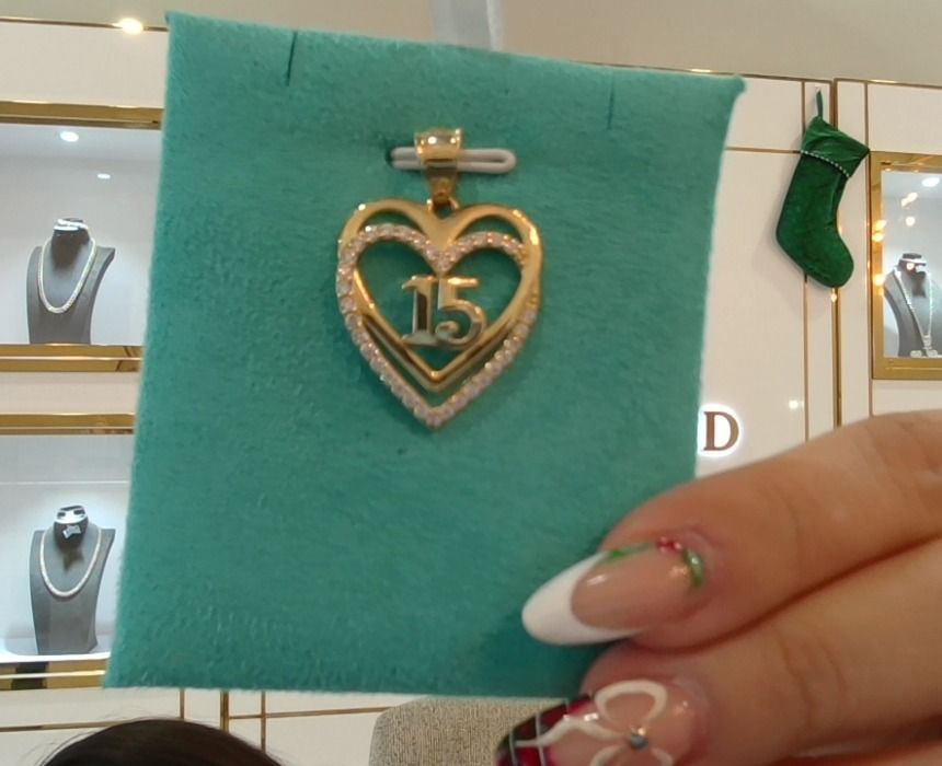 10KT Gold 15 Años Double Heart w/CZ Pendant